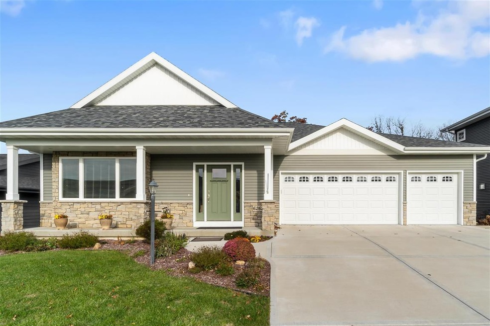 6262 Summit View Dr, Fitchburg, WI 53719 - photo 1