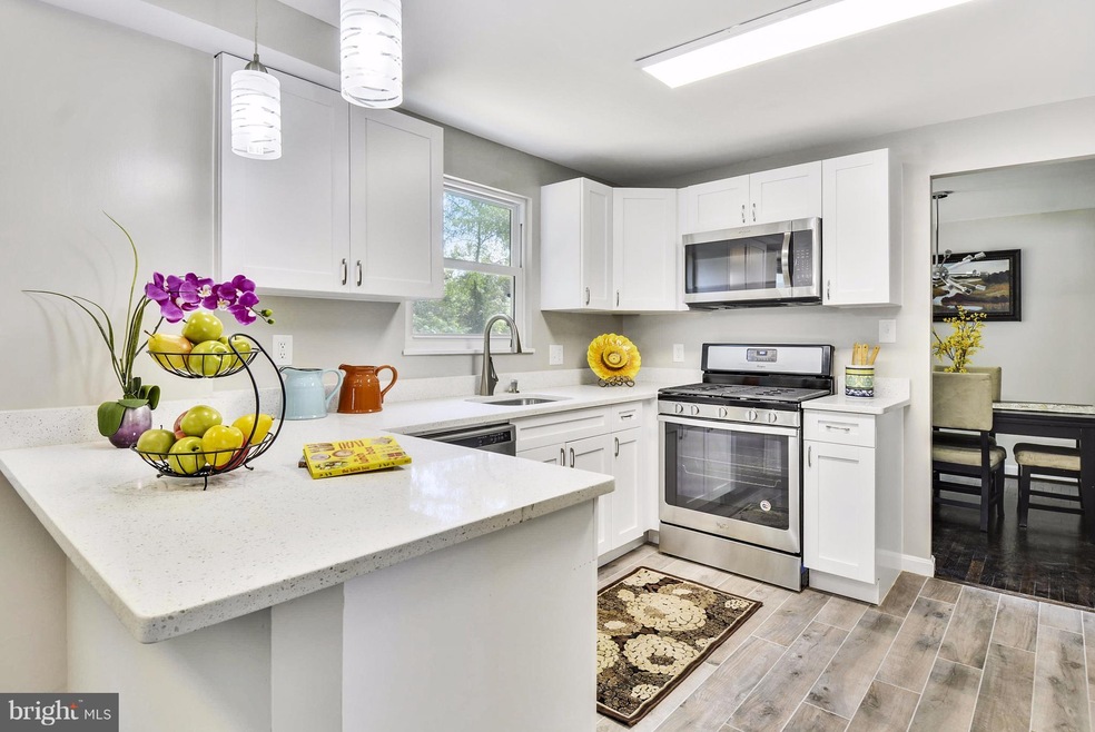 1811 Taylor Ave, Fort Washington, MD 20744 - photo 1