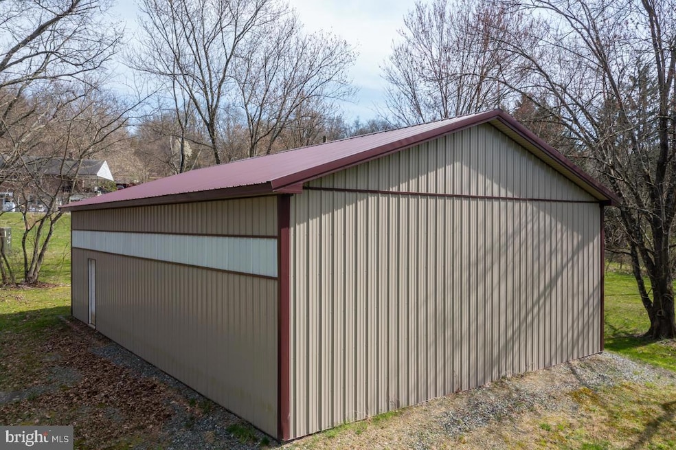 1033 A New Rte 100, Bechtelsville, PA 19505 - photo 1