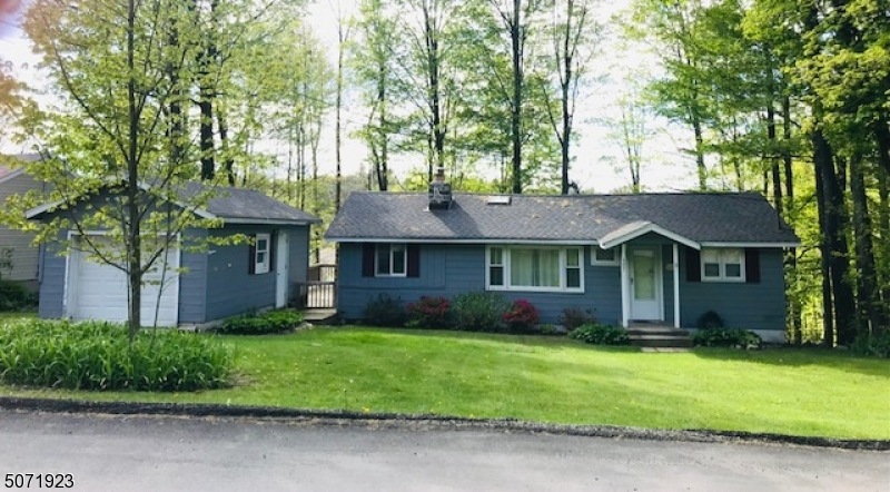 407 Shepperd Ln, Highland Lakes, NJ 07422 - photo 1