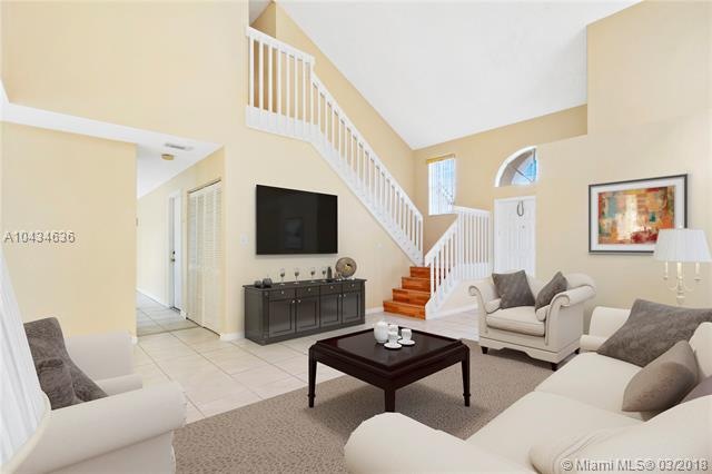Grand Living Room