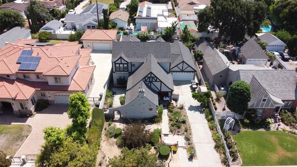 Sold $1,718,000 • Co-Listing Agent