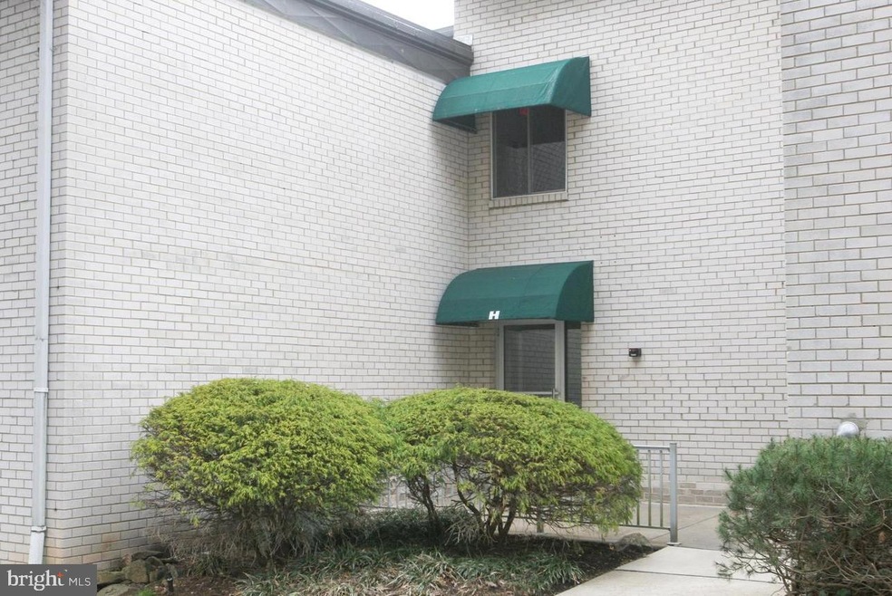 7 Rockford Rd unit H22, Wilmington, DE 19806 - photo 1