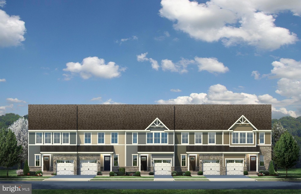 745 Raeann Dr, Greencastle, PA 17225 - photo 1