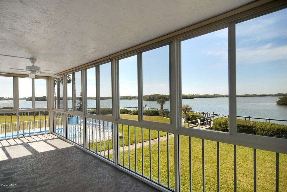 Gorgeous SW water & island views!