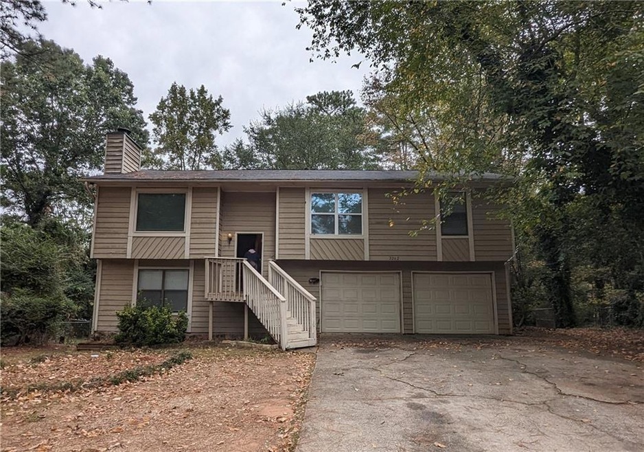 3262 Mixon Way, Stone Mountain, GA 30087 - photo 1