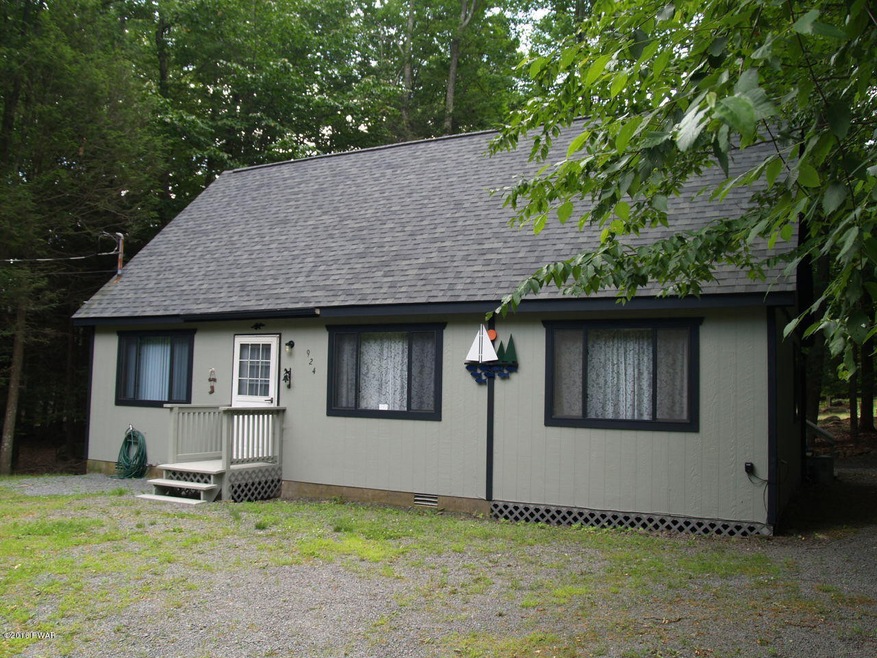 924 Goose Pond Rd, Lake Ariel, PA 18436 - photo 1