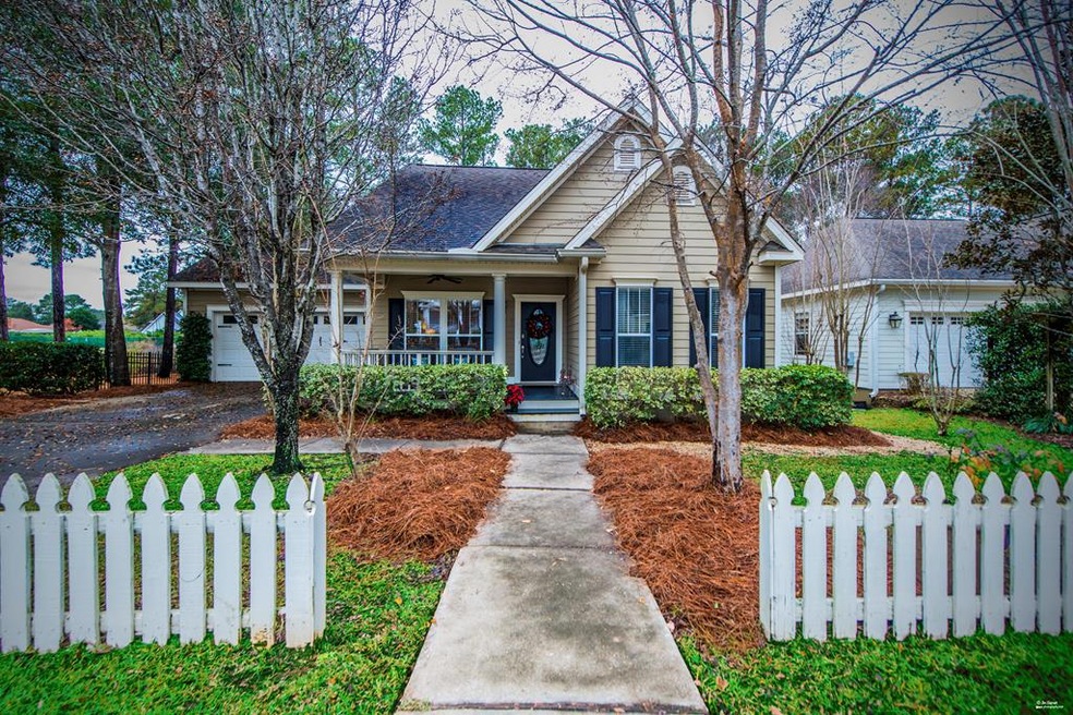 530 Orchard Cir, Dothan, AL 36305 - photo 1