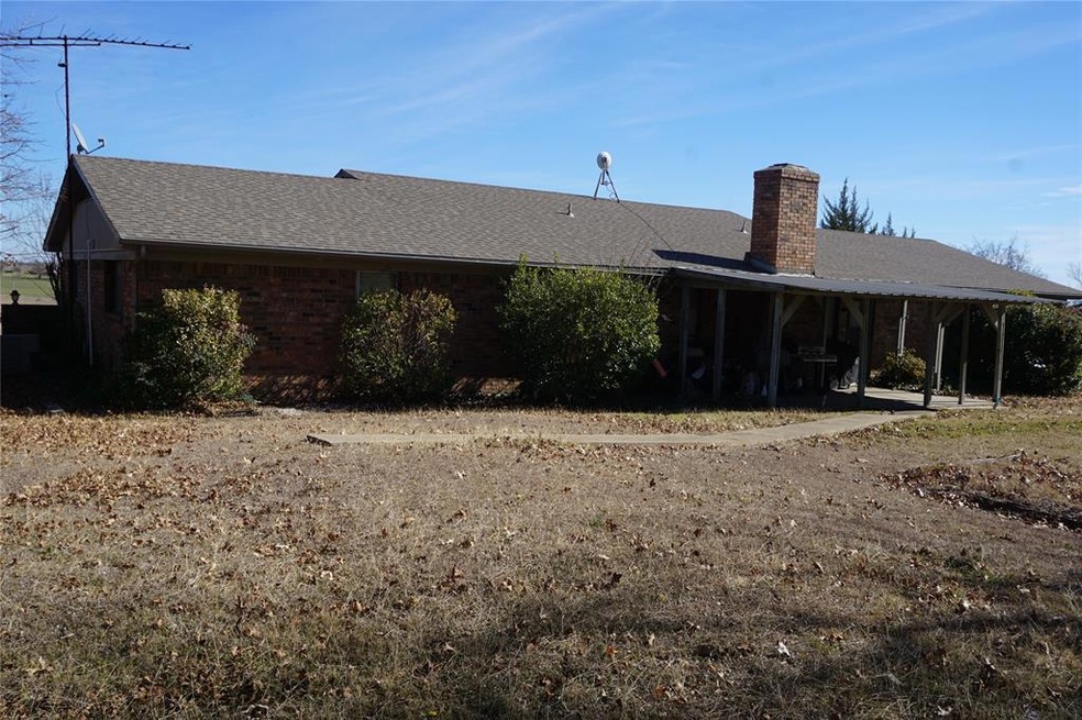 9949 Fm 902, Howe, TX 75459 - photo 1