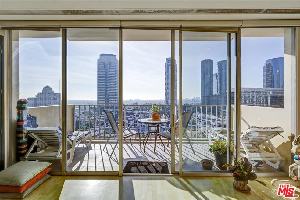 Unobstructed City & Ocean Views