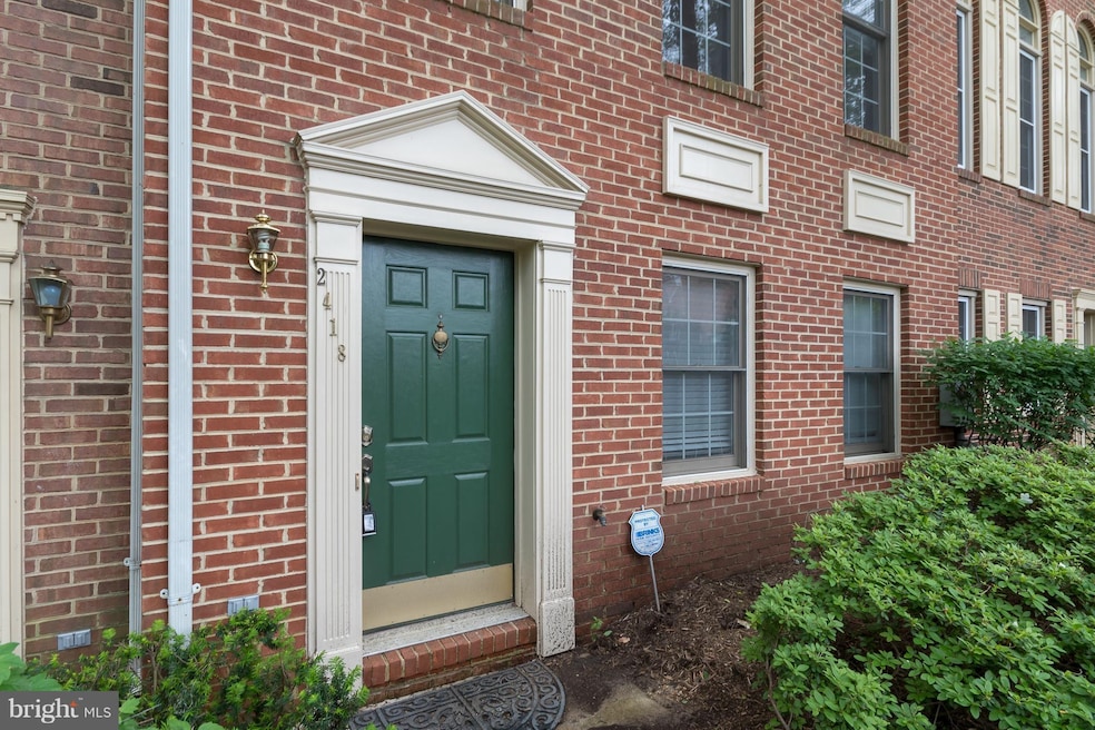 2418 Garnett Dr, Alexandria, VA 22311 - photo 1