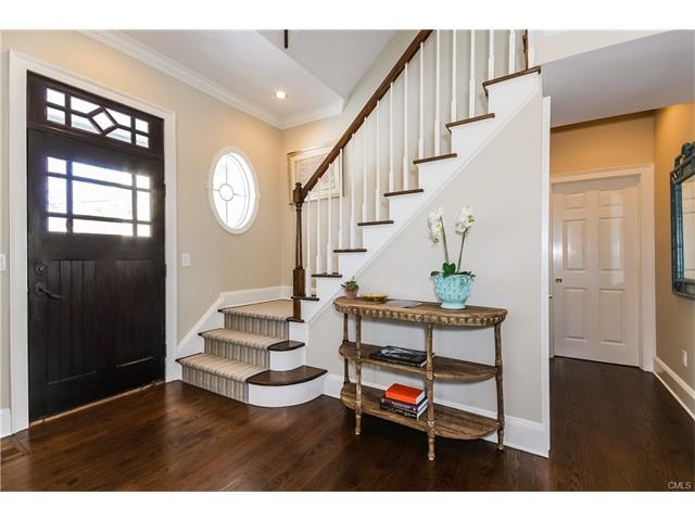 4 Leslie Ln, New Canaan, CT 06840 - photo 1