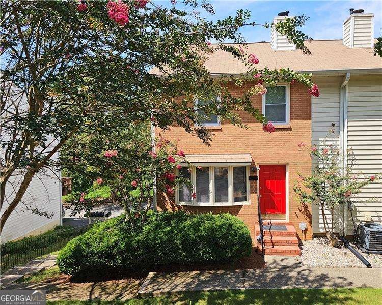 For Rent $2,350/month