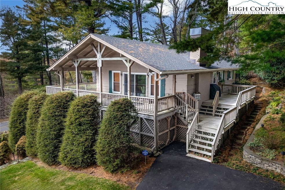 Under Contract $1,350,000 • Co-Listing Agent