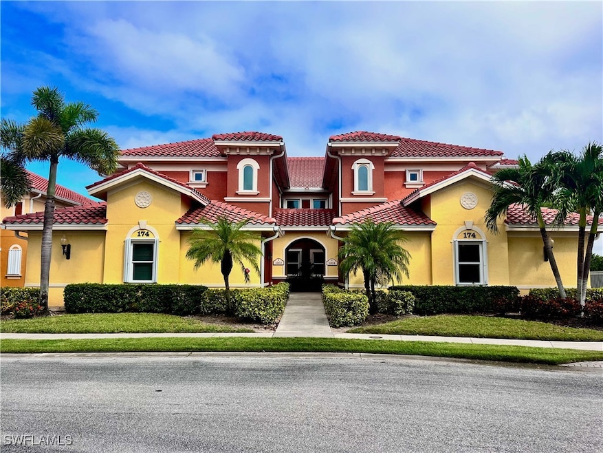 174 Shadroe Cove Cir unit 1004, Cape Coral, FL 33991 - photo 1