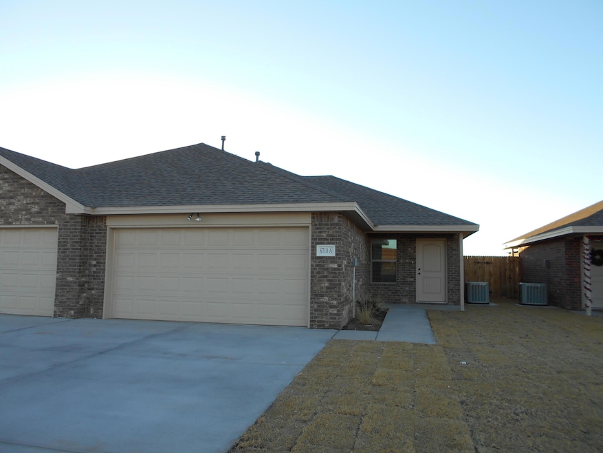 6710 A oakridge outside