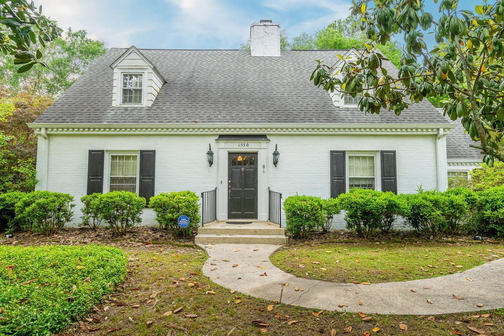 Front of House View 3