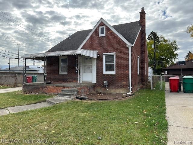 15852 Semrau Ave, Eastpointe, MI 48021 - photo 1