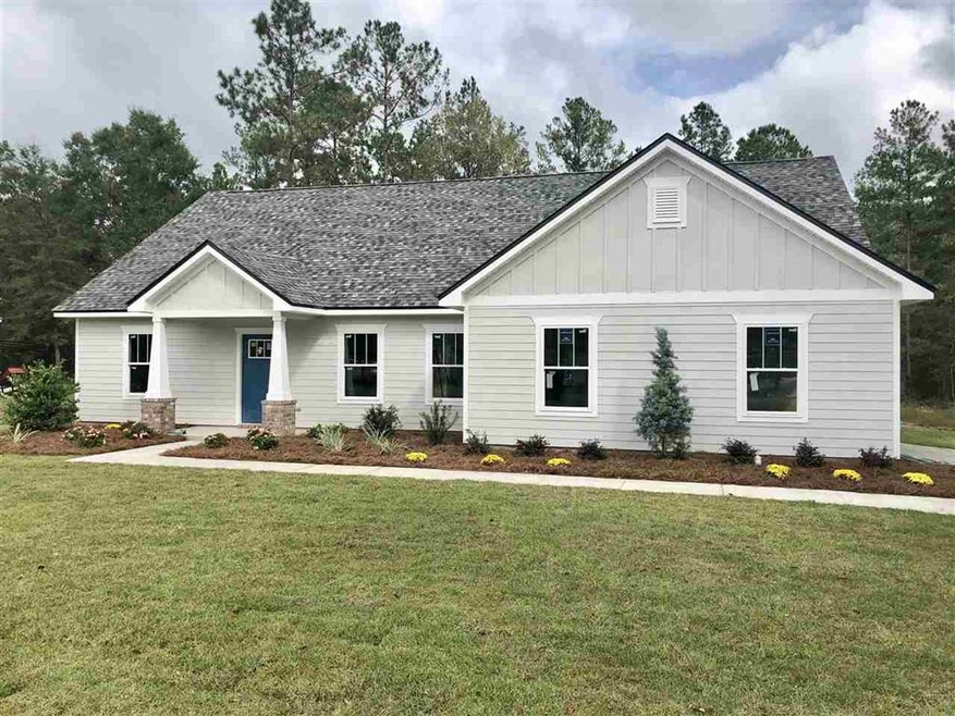 212 Country Club Dr, Crawfordville, FL 32327 - photo 1