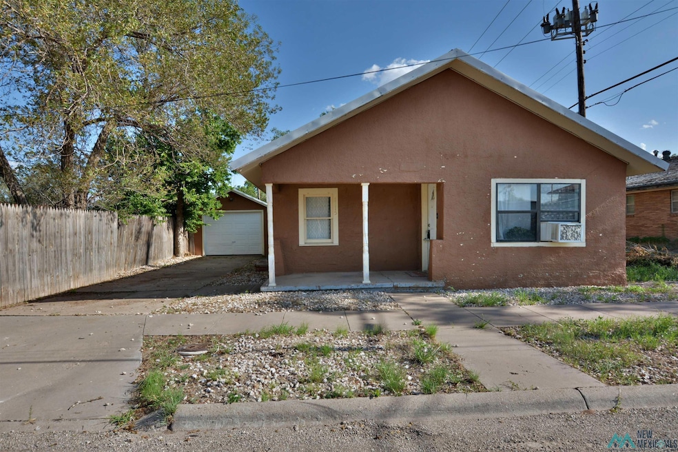 1115 W 3rd St, Portales, NM 88130 - photo 1