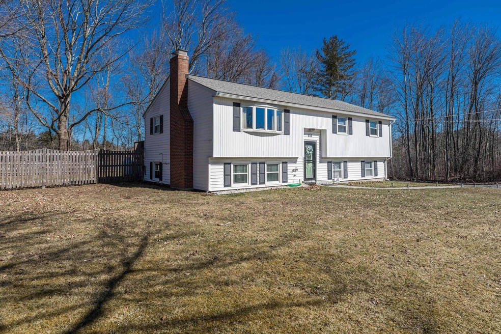 886 Banfield Rd, Portsmouth, NH 03801 - photo 1