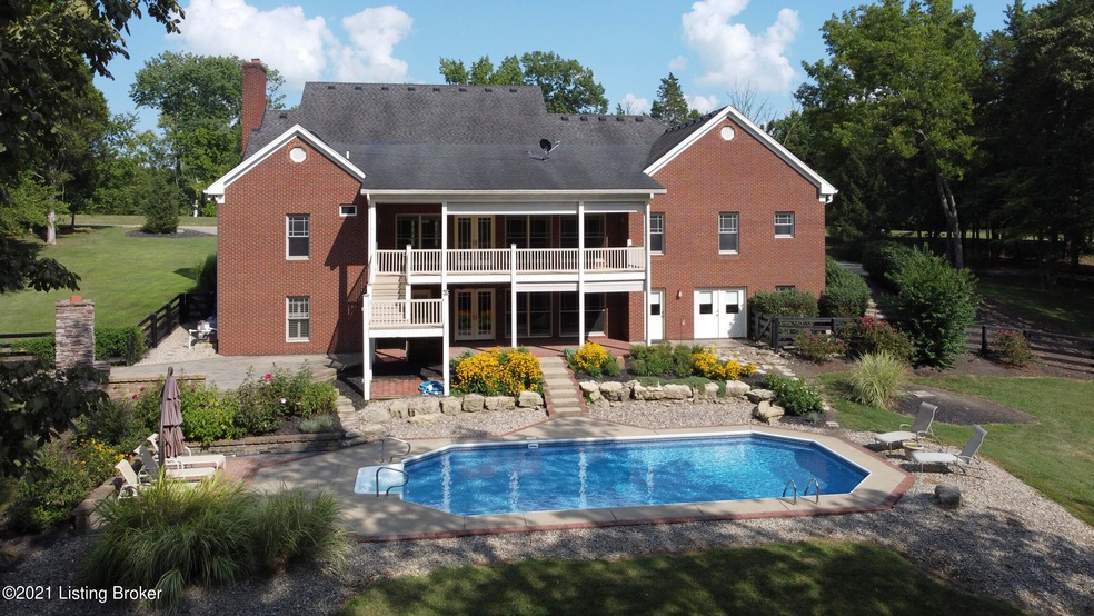 3311 Hidden Lake Ct-1082