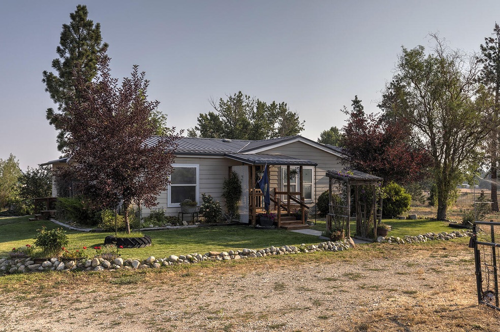 004-Exterior