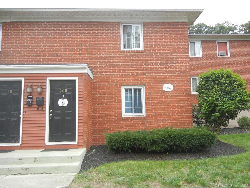 466 Middle Turnpike W unit 20U, Manchester, CT 06040 - photo 1