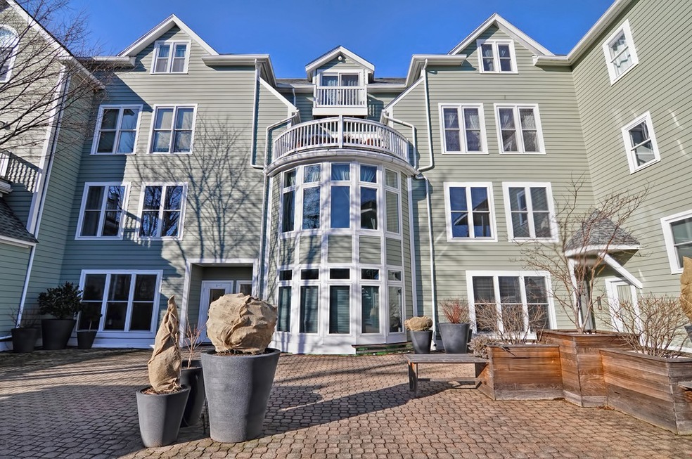 189 Richdale Ave unit B8, Cambridge, MA 02140 - photo 1