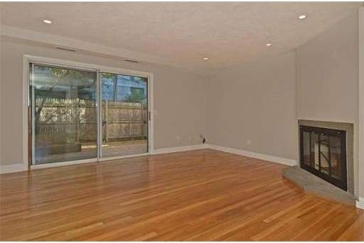 89 Centre St, Brookline, MA 02446 - photo 1