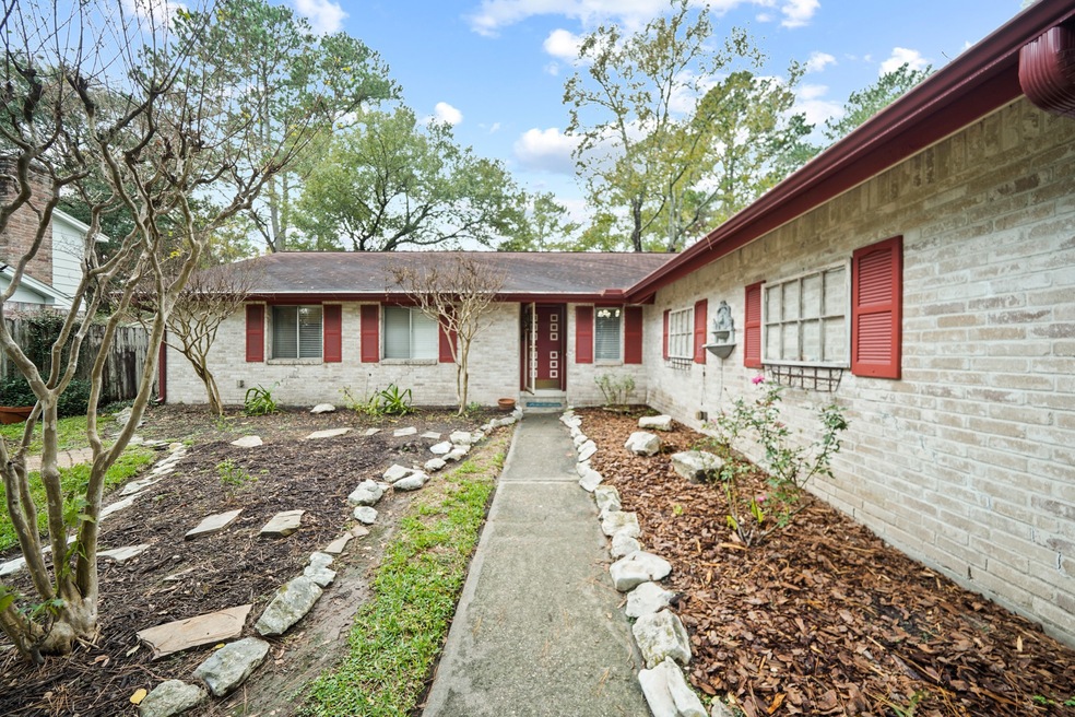 23419 Harpergate Dr, Spring, TX 77373 - photo 1