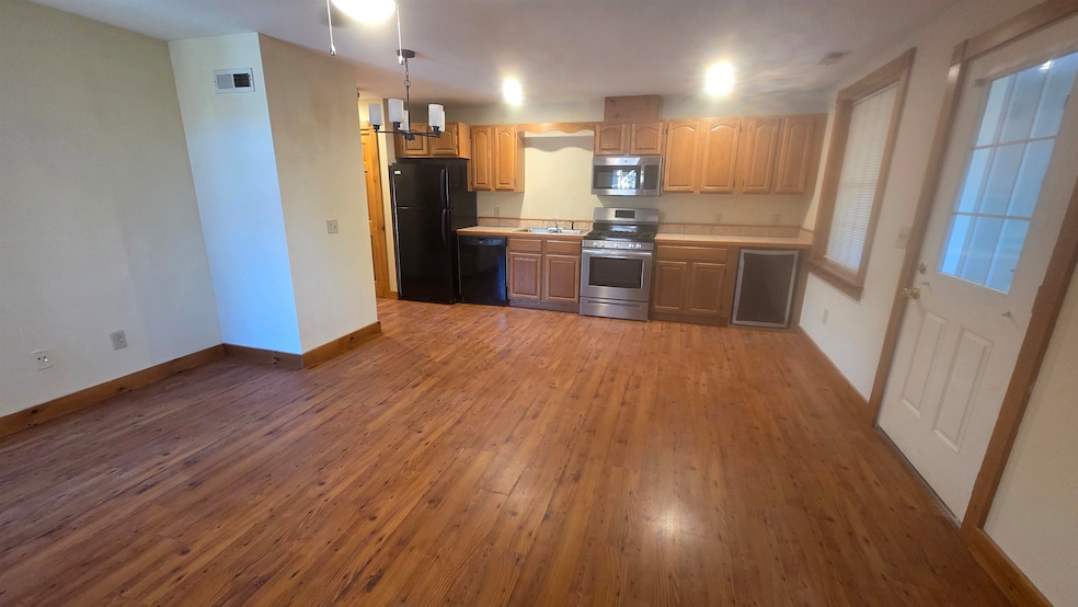 For Rent $1,700/month