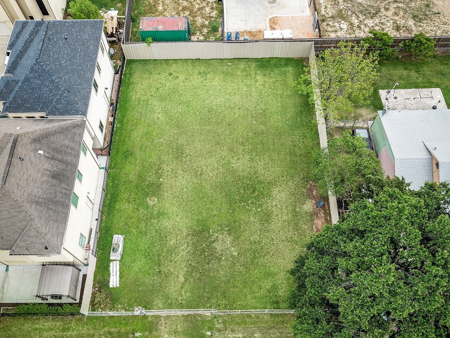 1718 Laverne Park Ln, Houston, TX 77080 - photo 1