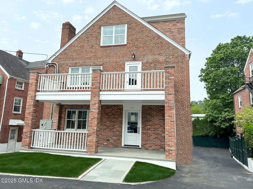 104 Pemberwick Rd unit 3, Greenwich, CT 06831 - photo 1