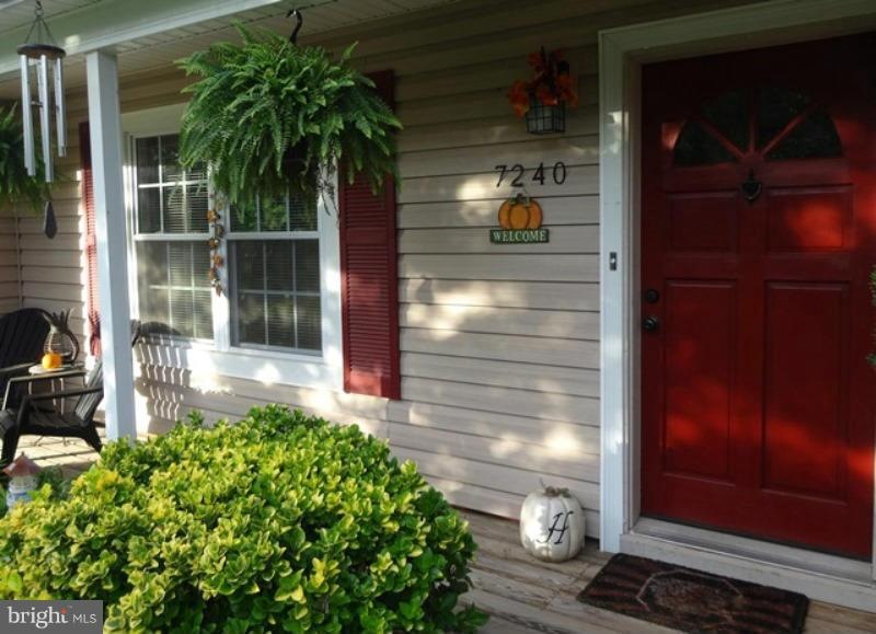 7240 Twilight Ct, Warrenton, VA 20187 - photo 1