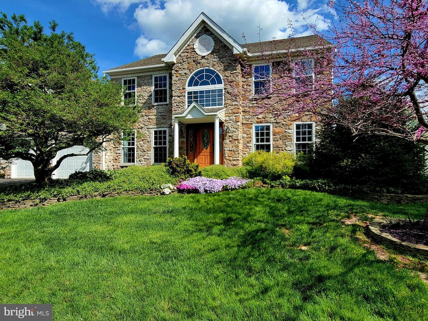 Sold $885,000