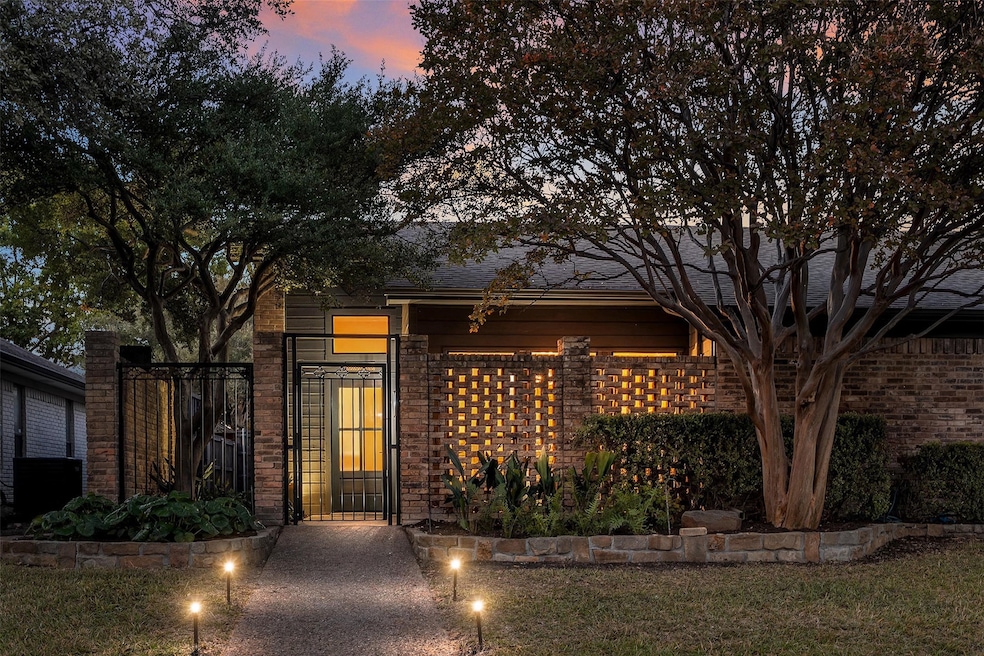 Under Contract $924,950