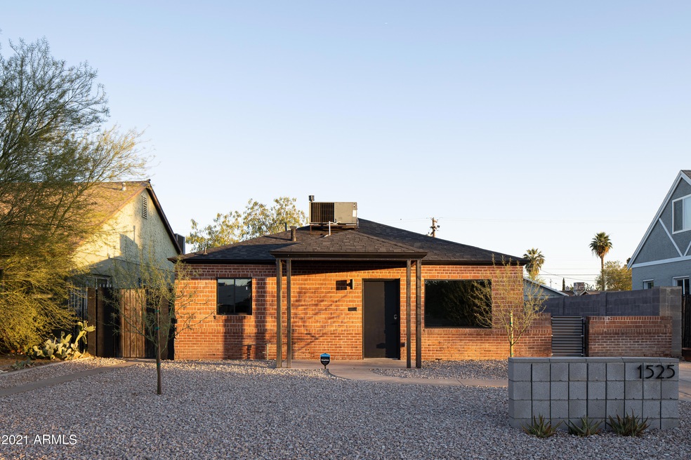 1525 E Brill St unit 2, Phoenix, AZ 85006 - photo 1