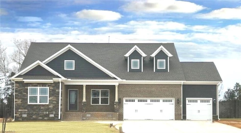 7607 Valhalla Way, Greensboro, NC 27409 - photo 1