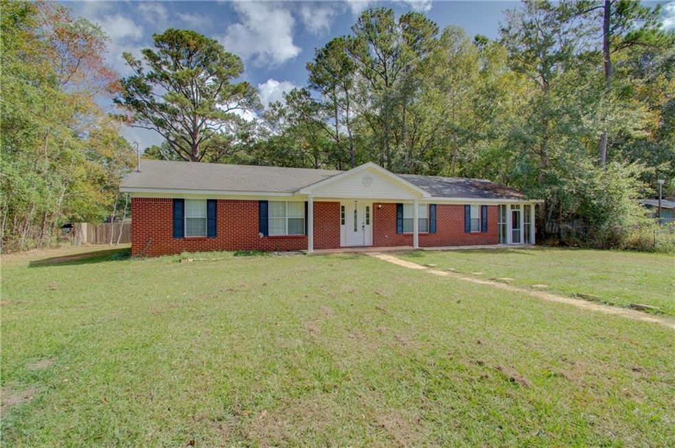 13915 S Sprinkle Ave, Bayou La Batre, AL 36509 | MLS# 7297129