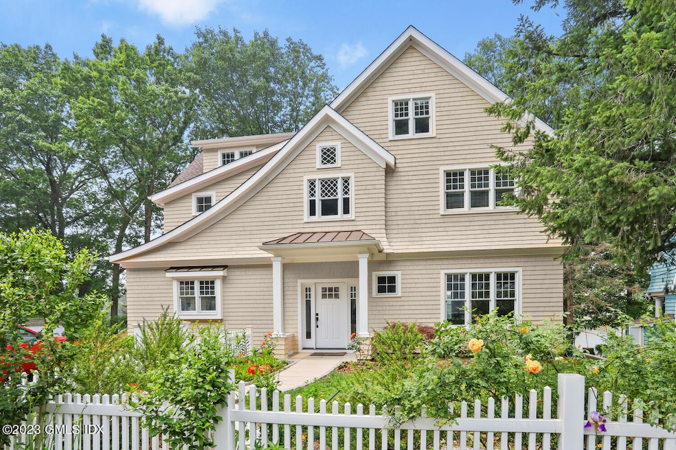 Sold $2,250,000 • Co-Listing Agent