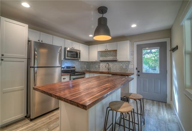 1308 Columbia St unit A, San Marcos, TX 78666 - photo 1