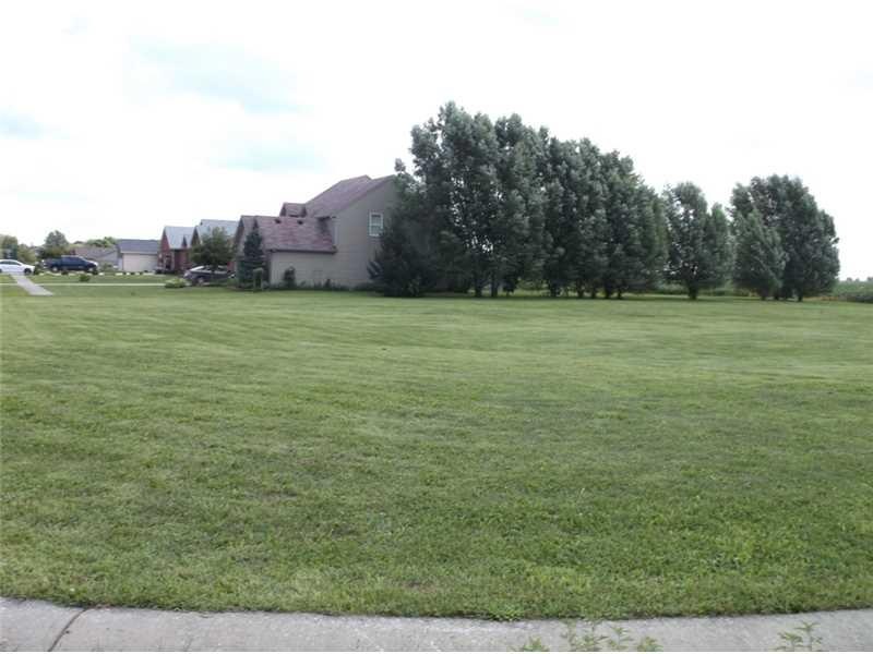 1861 Mann Dr, Frankfort, IN 46041 - photo 1