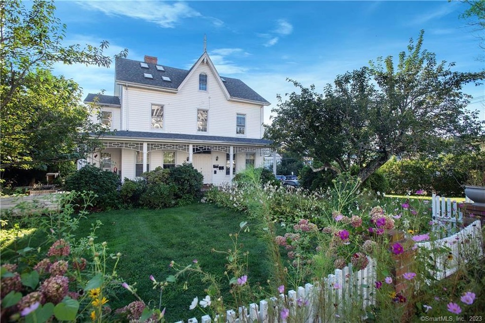 167 Park St unit 2nd F, New Canaan, CT 06840 - photo 1