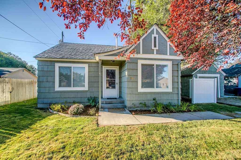 711 E Hawaii Ave, Nampa, ID 83686 - photo 1