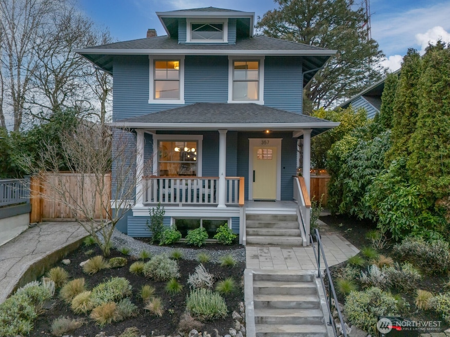 357 Garfield St, Seattle, WA 98109 - photo 1