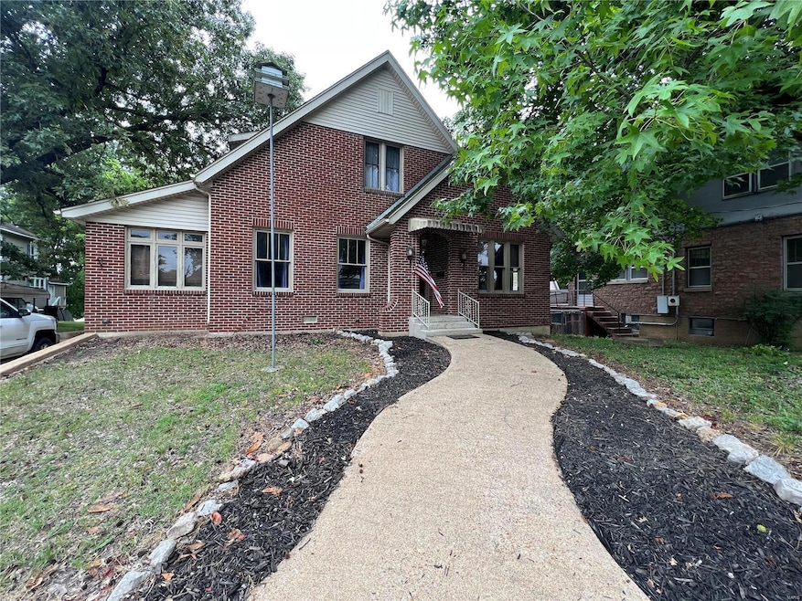 5 And Below Poplar Bluff Mo 813 N Main St, Poplar Bluff, MO 63901- Homes.com