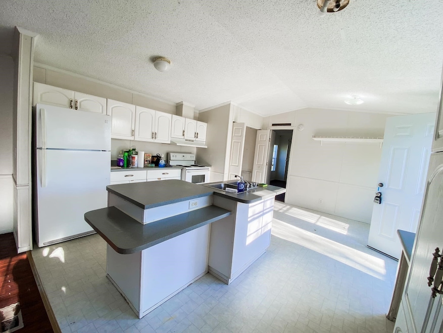 2294 Fm 980 Rd unit C, Huntsville, TX 77320 - photo 1