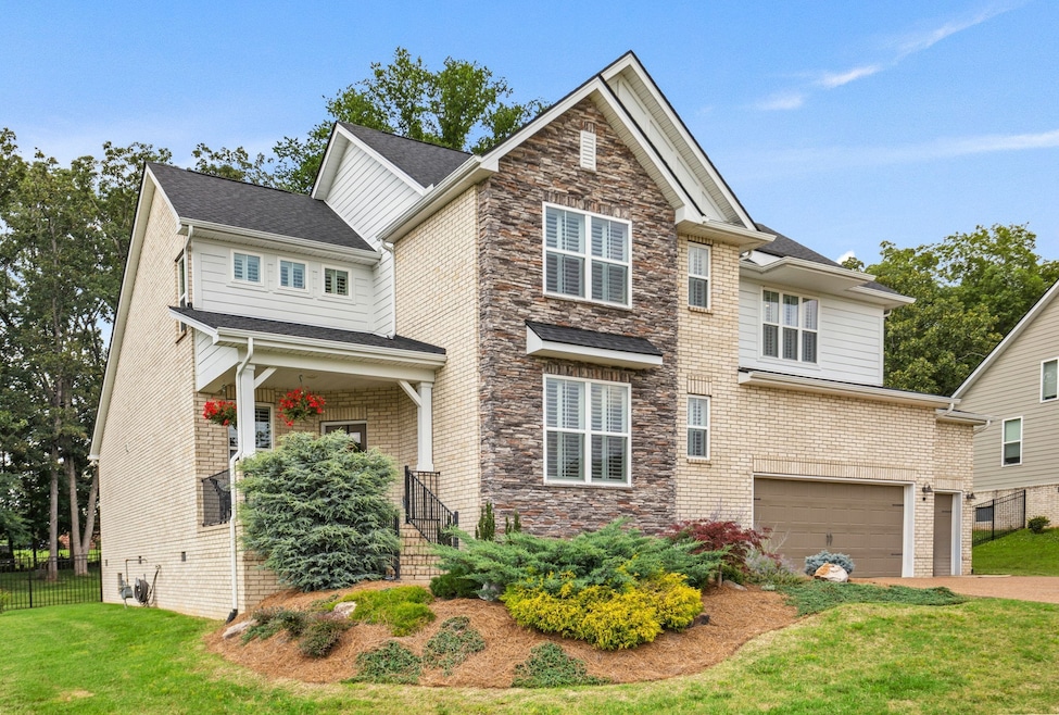 Under Contract $735,000