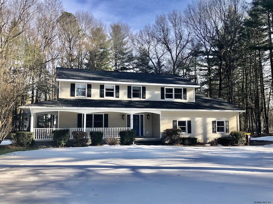 3 Bear Cub Crossing, Saratoga Springs, NY 12866 - photo 1